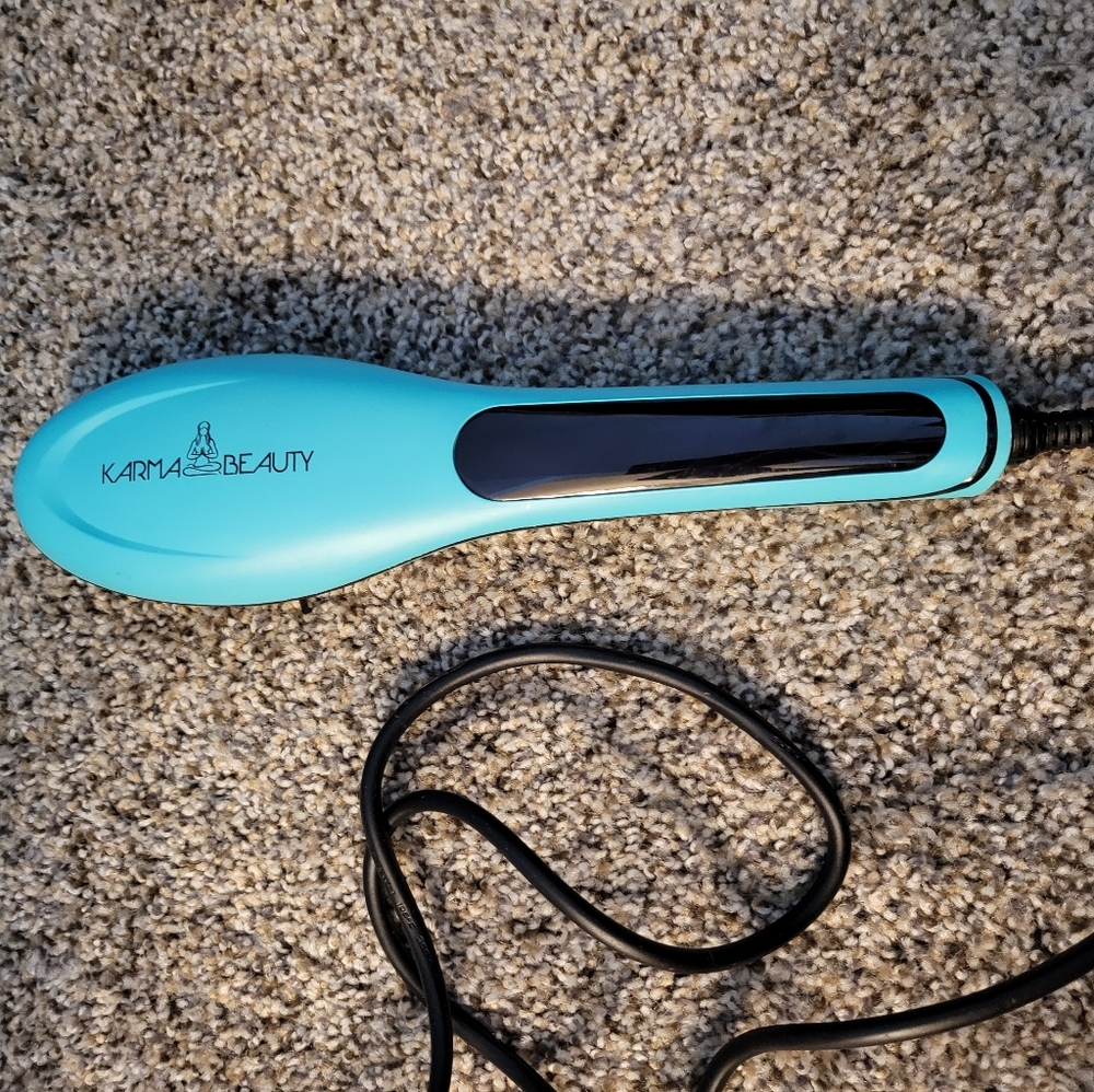 Karma Beauty Hair Straightening Brush